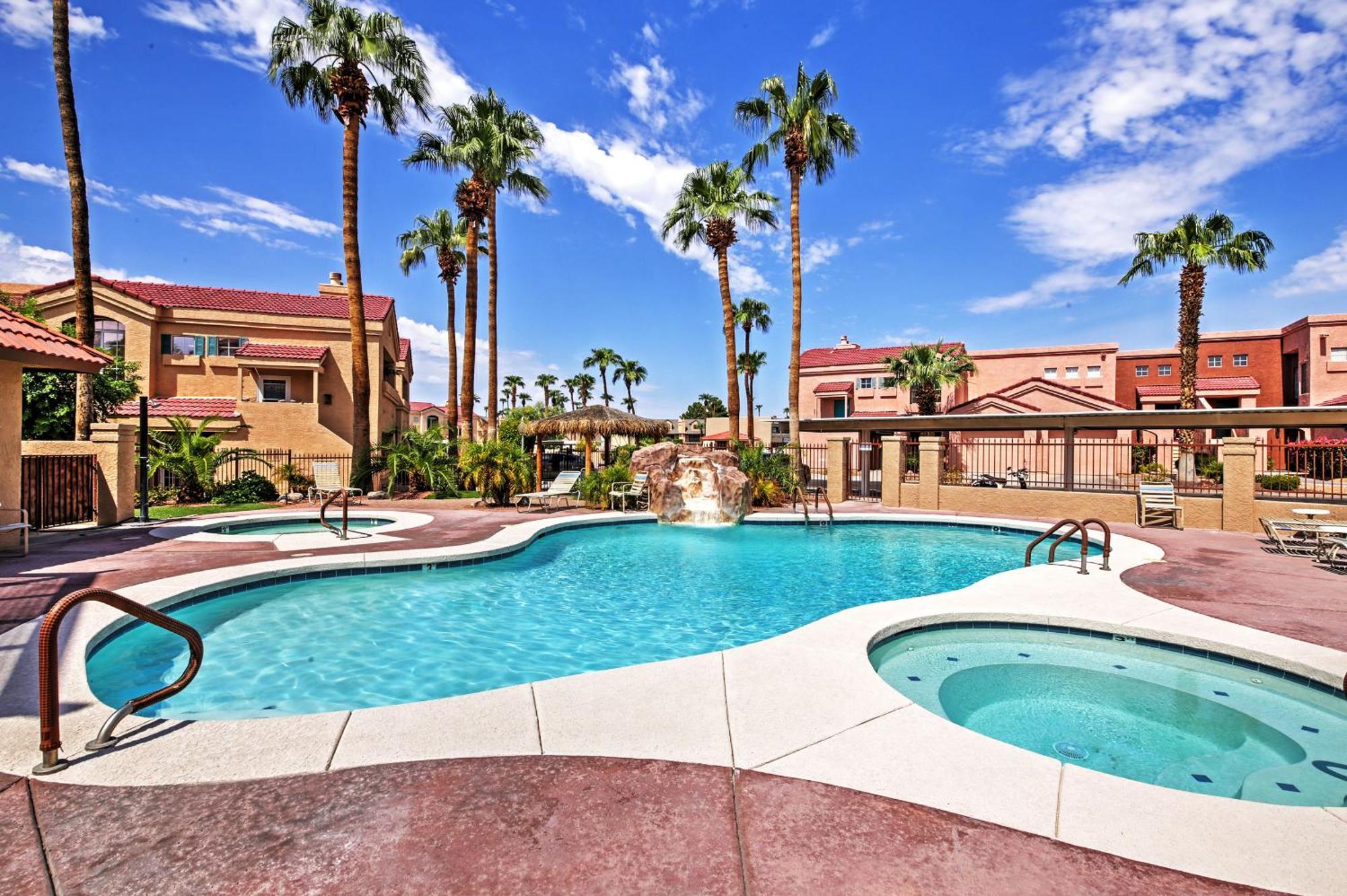 Lake Havasu Condo With Pool Less Than 1 Mi To London Bridge! เลคฮาวาซูซิตี้ ภายนอก รูปภาพ