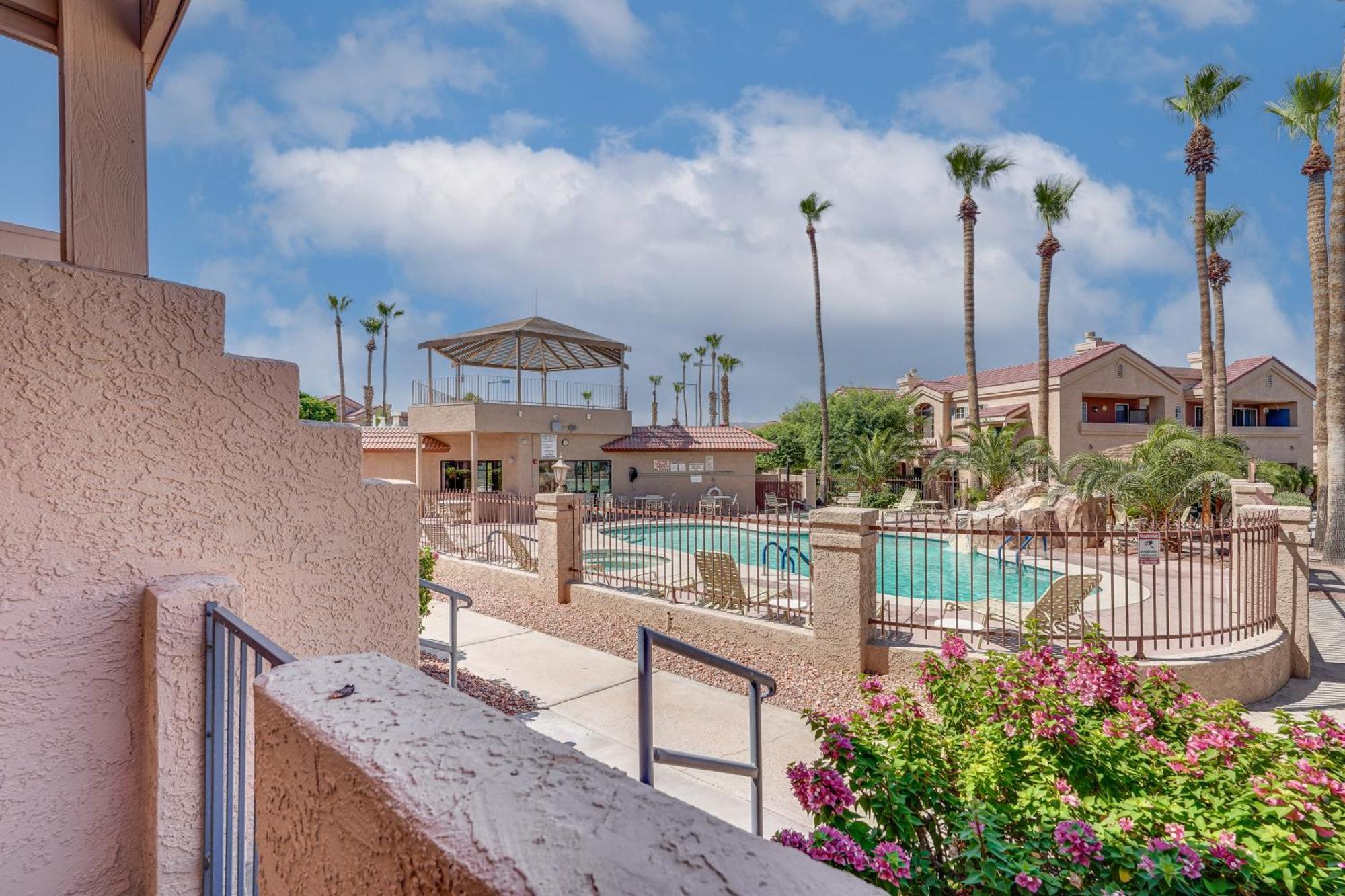 Lake Havasu Condo With Pool Less Than 1 Mi To London Bridge! เลคฮาวาซูซิตี้ ภายนอก รูปภาพ