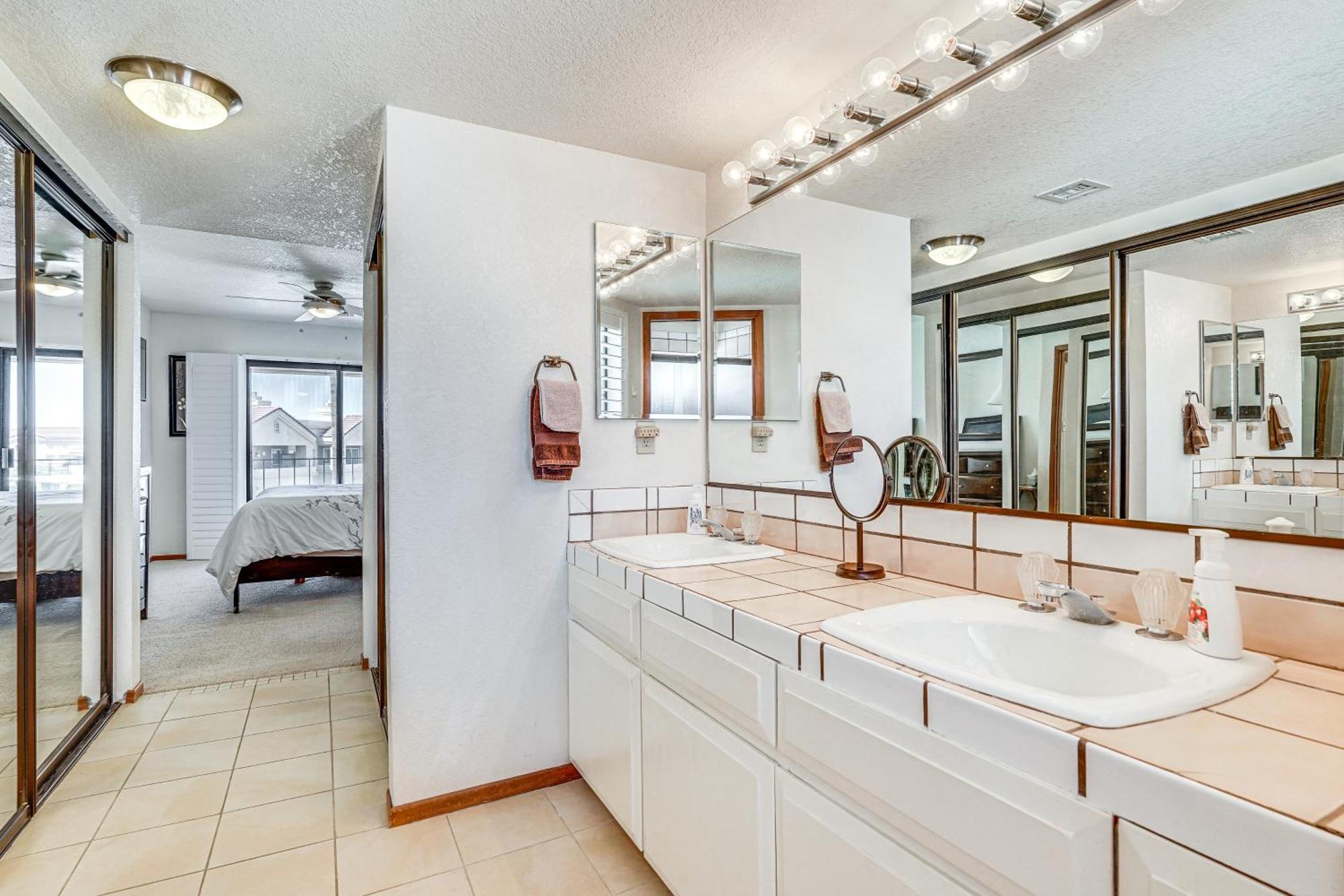 Lake Havasu Condo With Pool Less Than 1 Mi To London Bridge! เลคฮาวาซูซิตี้ ภายนอก รูปภาพ